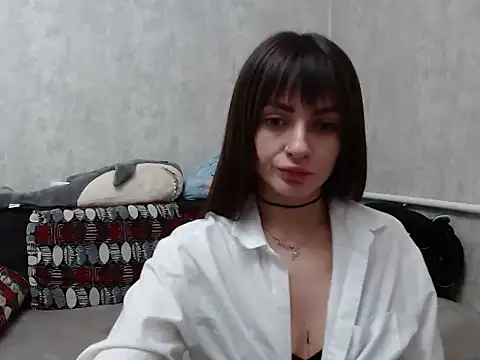 LikaLuis online show from February 22, 7:58 pm