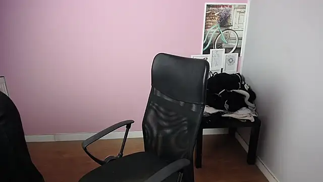 viktoria lovely online show from February 3, 4:57 am