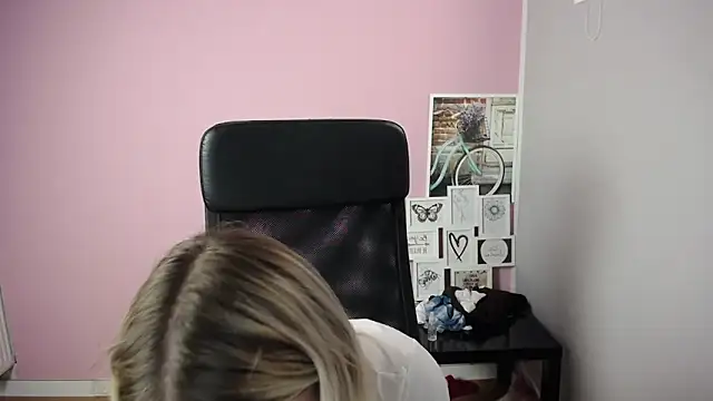 viktoria lovely online show from September 19, 9:54 am