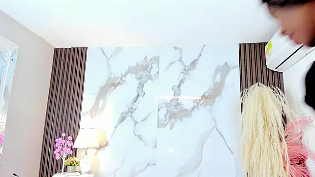 aidaadams online show from February 15, 12:22 pm