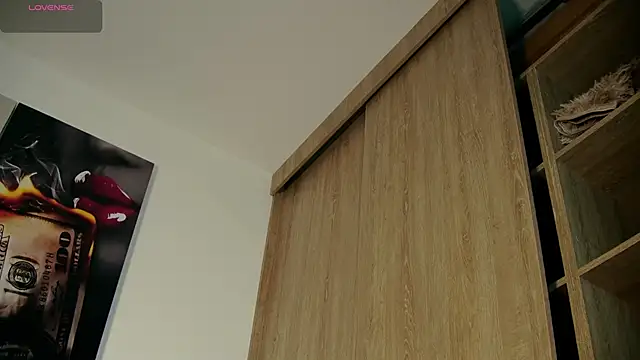 aidaadams online show from September 14, 10:58 am