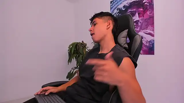 Bray Kevin online show from February 7, 4:46 pm