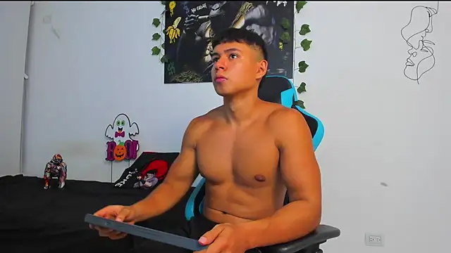 Bray Kevin online show from February 22, 11:57 pm