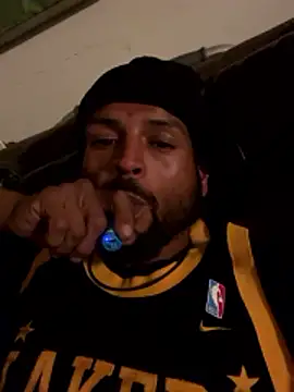 Snapshot of MrDickUdown24_7 chatting on January 8, 11:01 am MrDickUdown24 7 online show from January 8, 11:01 am