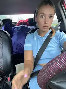 Snapshot of StasyWood chatting on June 28, 1:22 am StasyWood online show from June 28, 1:22 am