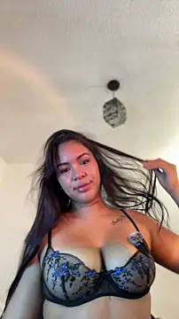 IsabelaVanegas  online show from February 9, 5:06 pm