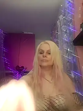 Snapshot of Angeldevilus chatting on January 10, 11:29 pm Angeldevilus online show from January 10, 11:29 pm