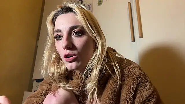 Monicbabe online show from November 9, 2:43 am