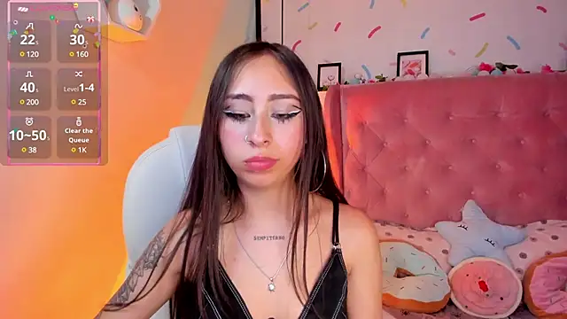 Snapshot of _cloe_martinez chatting on December 5, 10:12 pm cloe martinez online show from December 5, 10:12 pm