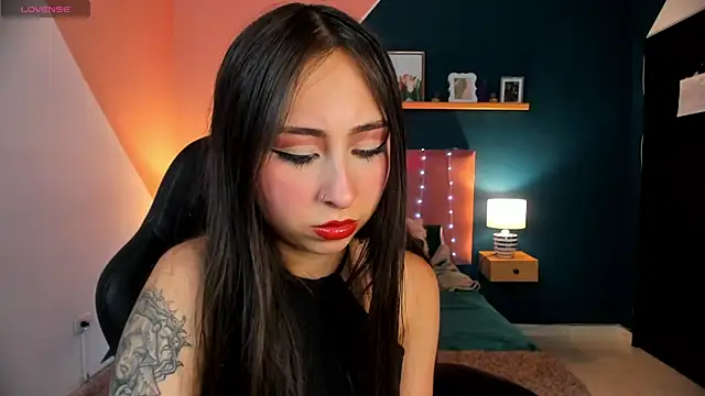 Snapshot of _cloe_martinez chatting on January 29, 11:46 pm cloe martinez online show from January 29, 11:46 pm