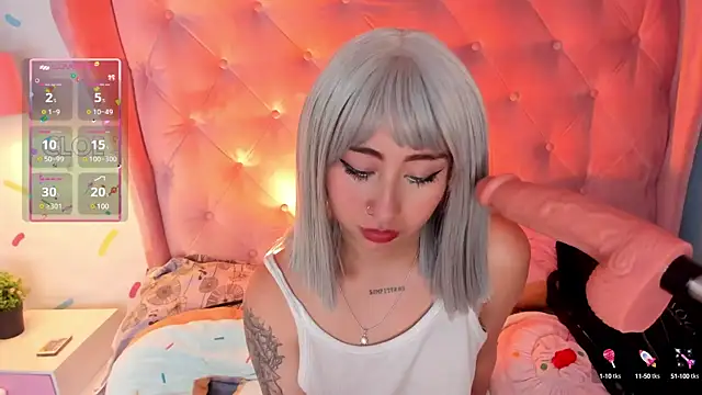 Snapshot of _cloe_martinez chatting on February 8, 7:38 pm cloe martinez online show from February 8, 7:38 pm