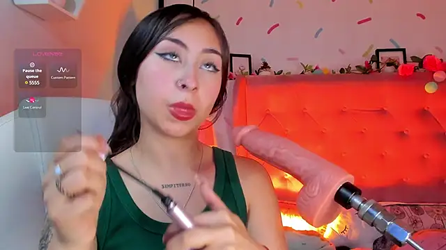 Snapshot of _cloe_martinez chatting on March 5, 9:26 pm cloe martinez online show from March 5, 9:26 pm