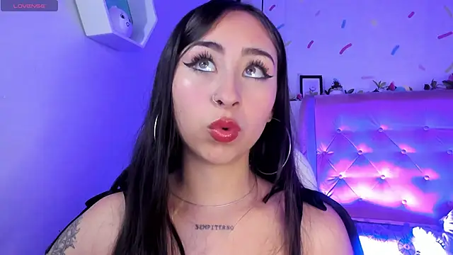 Snapshot of _cloe_martinez chatting on March 21, 1:45 am cloe martinez online show from March 21, 1:45 am