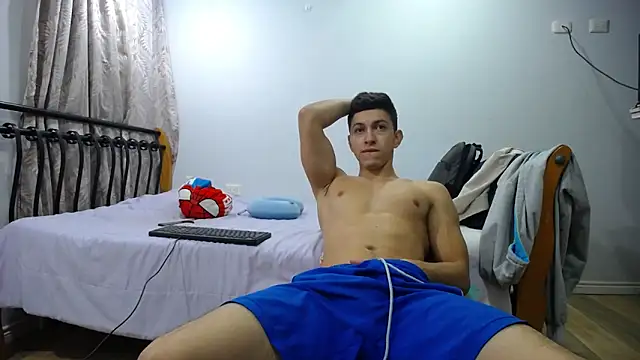 Snapshot of Iam_yourbabyprincess_XD chatting on February 19, 6:00 am Iam yourbabyprincess XD online show from February 19, 6:00 am