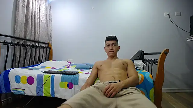 Snapshot of Iam_yourbabyprincess_XD chatting on March 3, 5:20 am Iam yourbabyprincess XD online show from March 3, 5:20 am