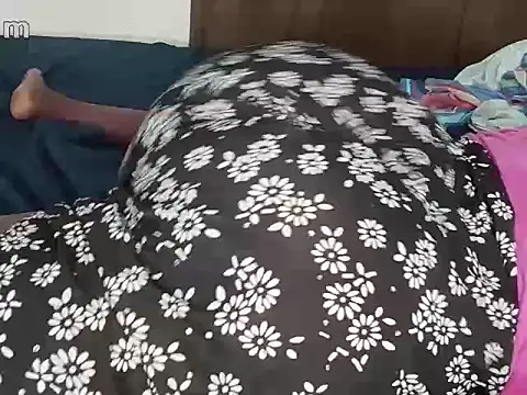 Horny wifey254 online show from March 2, 7:10 am