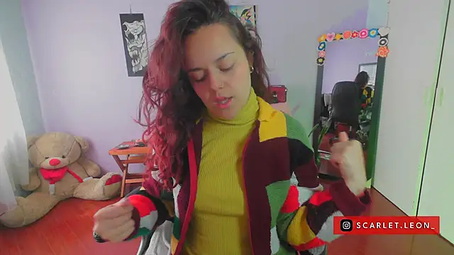 Scarletleon77 online show from March 5, 2:45 pm