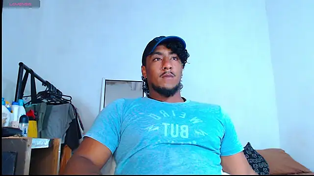 yosoy enzo2020 online show from March 8, 9:40 pm