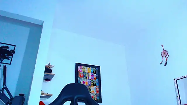 yosoy enzo2020 online show from November 24, 3:50 am