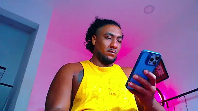 Snapshot of yosoy_enzo2020 chatting on March 16, 5:44 am yosoy enzo2020 online show from March 16, 5:44 am