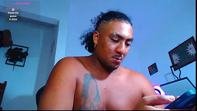 Snapshot of yosoy_enzo2020 chatting on April 15, 3:46 am yosoy enzo2020 online show from April 15, 3:46 am