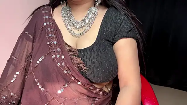 Snapshot of tigress_kashish chatting on September 27, 6:57 pm tigress kashish online show from September 27, 6:57 pm