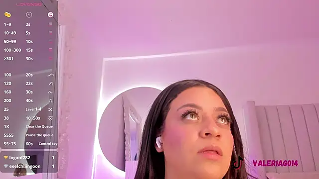 sarah-bonneth online show from February 16, 7:16 pm