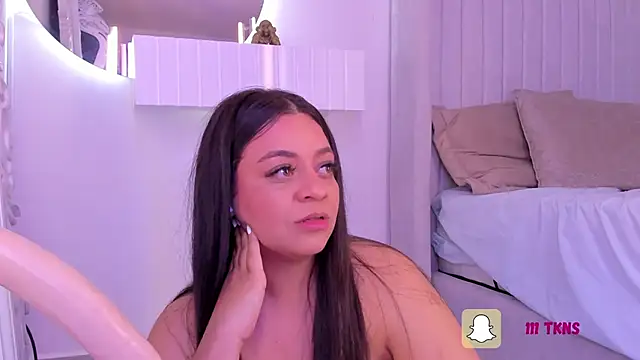 sarah-bonneth online show from March 14, 6:07 pm