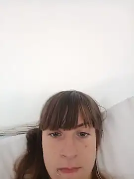Snapshot of Cristina02 chatting on June 13, 9:51 am Cristina02 online show from June 13, 9:51 am
