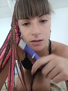 Snapshot of Cristina02 chatting on July 25, 10:46 am Cristina02 online show from July 25, 10:46 am