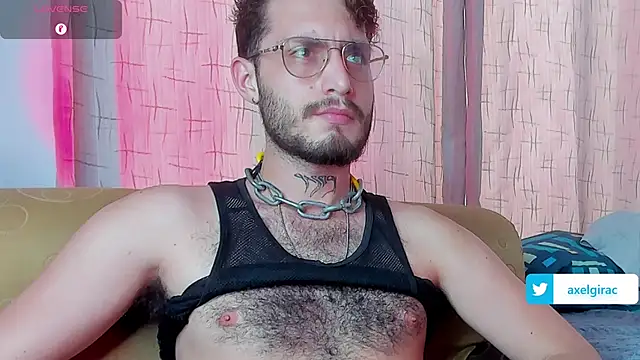Snapshot of axel_giracr chatting on March 18, 7:42 pm axel giracr online show from March 18, 7:42 pm