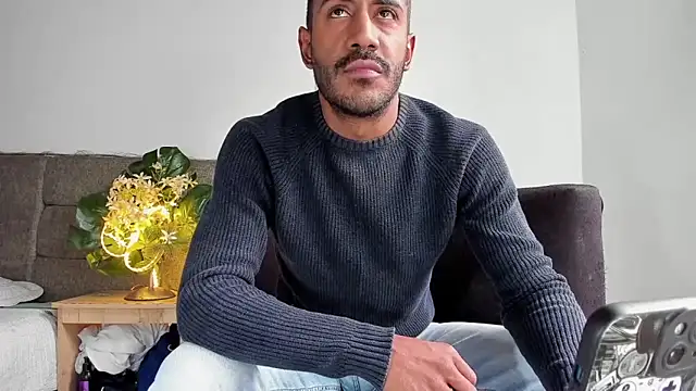 tom colinn online show from October 8, 7:00 pm