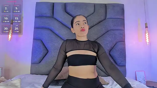 Liinda Saenz online show from April 4, 11:29 am