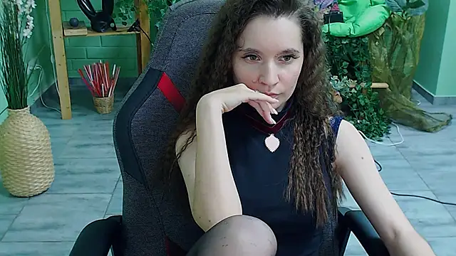 Miss Barbara  online show from March 3, 10:52 pm