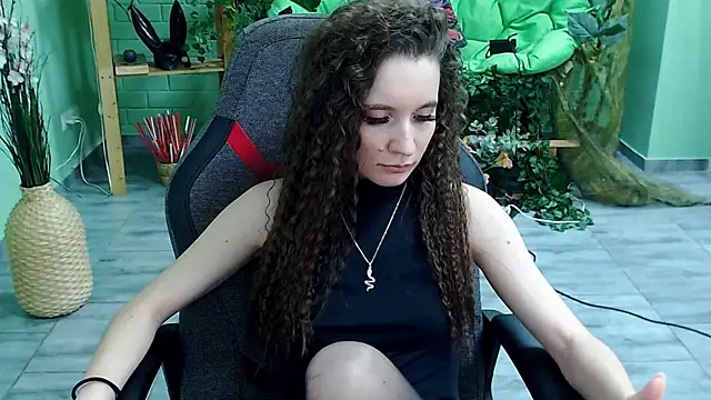 Miss Barbara  online show from March 13, 9:48 pm