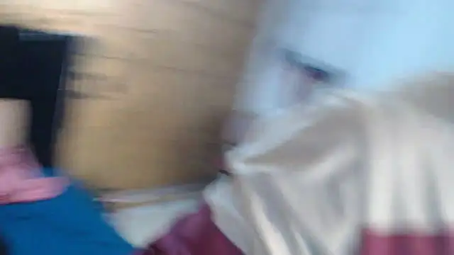 Snapshot of KarlyAndCarlots chatting on September 18, 3:58 pm KarlyAndCarlots online show from September 18, 3:58 pm