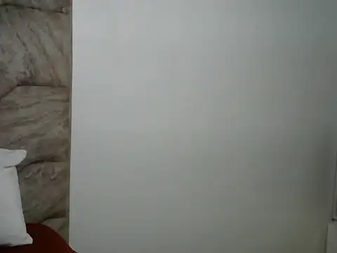 Snapshot of kitty_dreamy chatting on April 3, 8:40 pm kitty dreamy online show from April 3, 8:40 pm