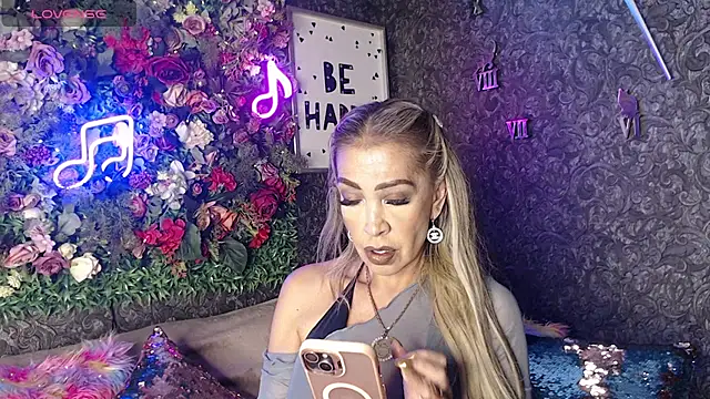 EvelinaGrey online show from February 1, 3:30 am