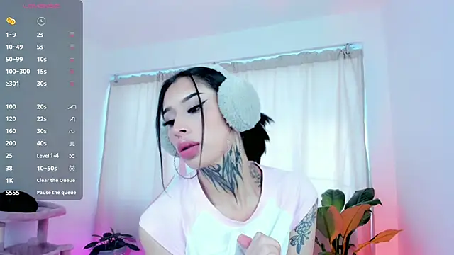 kali ka  online show from February 4, 12:44 pm