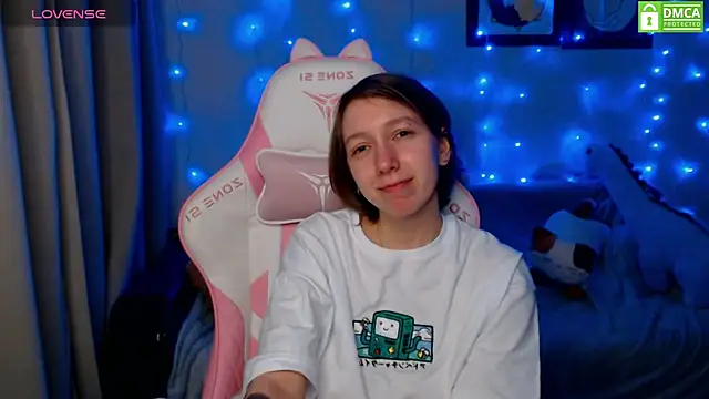 Snapshot of LeahGottty chatting on December 26, 3:42 pm LeahGottty online show from December 26, 3:42 pm