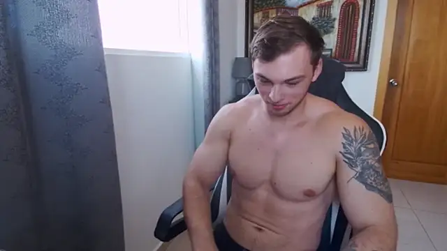 Snapshot of YourHotGreg chatting on September 28, 4:45 pm YourHotGreg online show from September 28, 4:45 pm