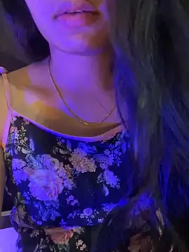 Snapshot of Sexy-Varsha chatting on March 1, 2:02 pm Sexy-Varsha online show from March 1, 2:02 pm