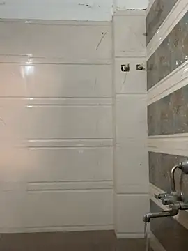 Snapshot of Sexy-Varsha chatting on March 21, 12:39 pm Sexy-Varsha online show from March 21, 12:39 pm