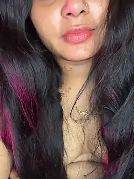 Snapshot of Sexy-Varsha chatting on October 6, 10:45 am Sexy-Varsha online show from October 6, 10:45 am