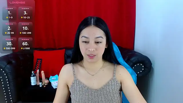 Lila Pinky online show from March 3, 5:50 pm