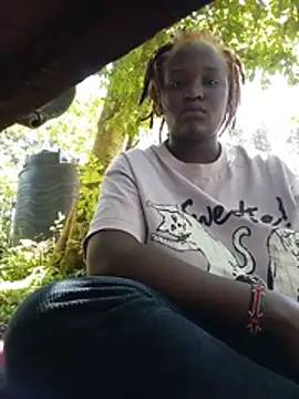 Snapshot of ebony_rubi chatting on June 11, 8:34 am ebony rubi online show from June 11, 8:34 am