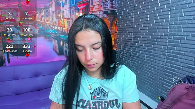 Snapshot of Small_naughty_ chatting on February 19, 1:40 pm Small naughty online show from February 19, 1:40 pm