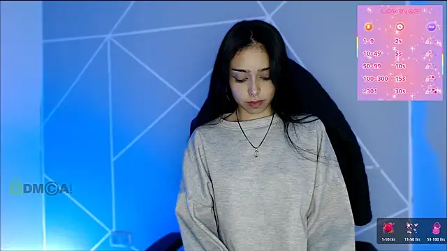 Snapshot of lilylouisee chatting on April 25, 11:13 pm lilylouisee online show from April 25, 11:13 pm