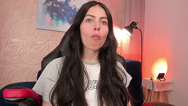 Snapshot of magic_fernanda chatting on December 21, 9:58 pm magic fernanda online show from December 21, 9:58 pm