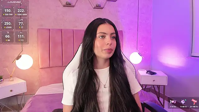 Snapshot of magic_fernanda chatting on February 22, 10:20 pm magic fernanda online show from February 22, 10:20 pm